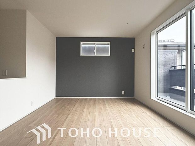 一日の疲れを癒やしてくれる主寝室。時を忘れて過ごす場所として過ごせるお部屋。