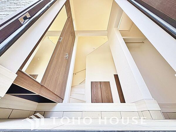 玄関を拡大表示
