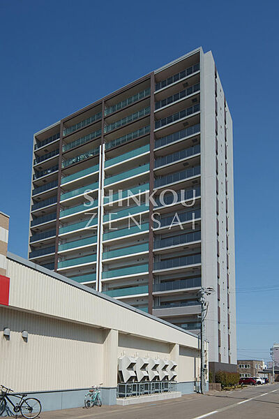 apartment 青森県弘前市大字駅前２丁目6-1
地図を見る