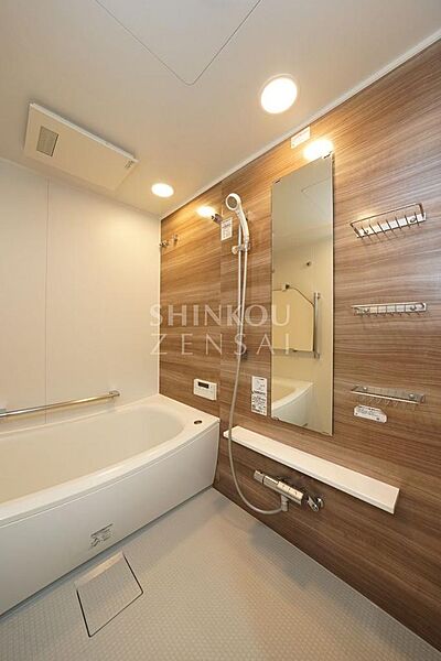 apartment 青森県弘前市大字駅前２丁目6-1
地図を見る