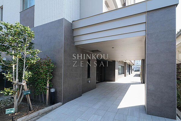 apartment 青森県弘前市大字駅前２丁目6-1
地図を見る