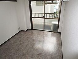 メゾンドヴェルヴィア 202 2階ワンルームのリビング/ダイニング