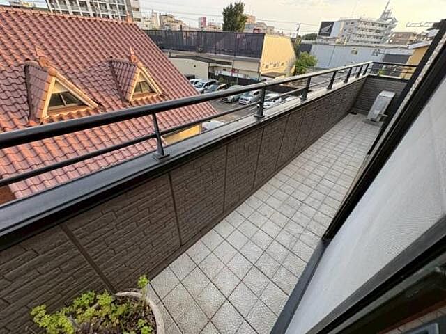 バルコニー