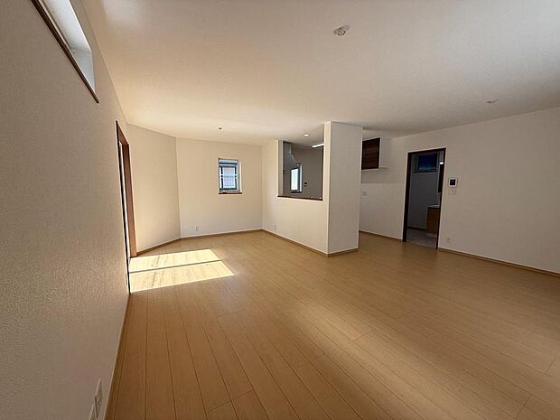 約20.7帖のLDKはご家族の団らんの空間となっています。