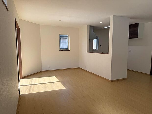 約20.7帖のLDKはご家族の団らんの空間となっています。