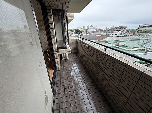 北側バルコニー