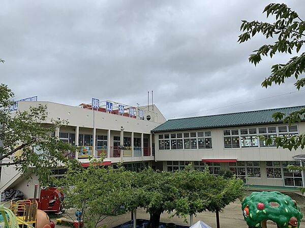 東山幼稚園まで1300m　徒歩約17分