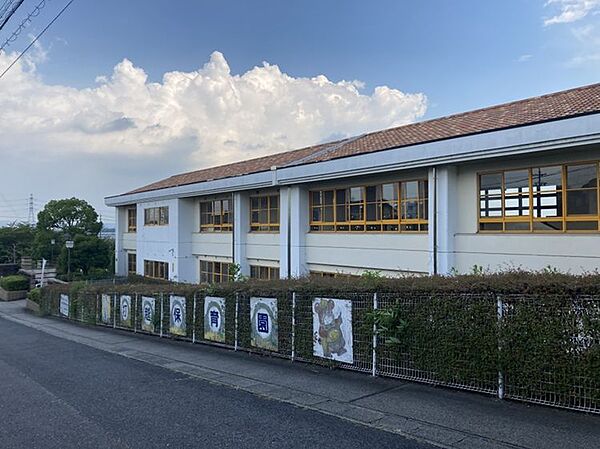 打越保育園まで1100m　徒歩約14分