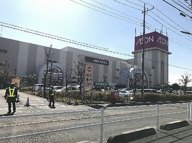 イオン 大宮店（2111m）