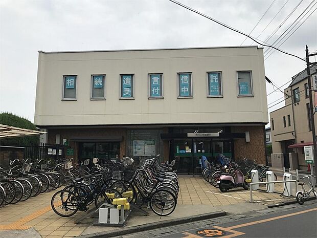 埼玉りそな銀行 七里支店（830m）