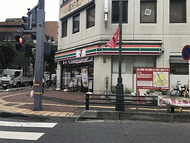 セブンイレブン　浦和駅西口店（581m）