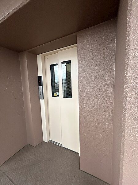 エレベーター