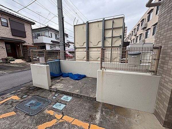 ゴミ置き場