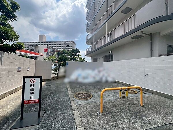 ゴミ置き場