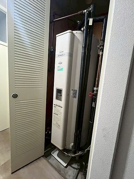 電気温水器