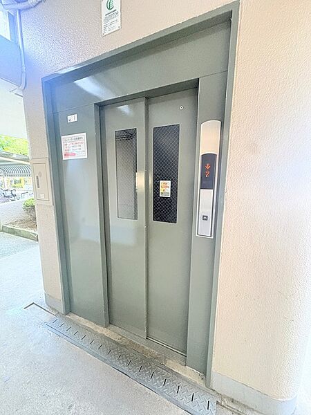エレベーター