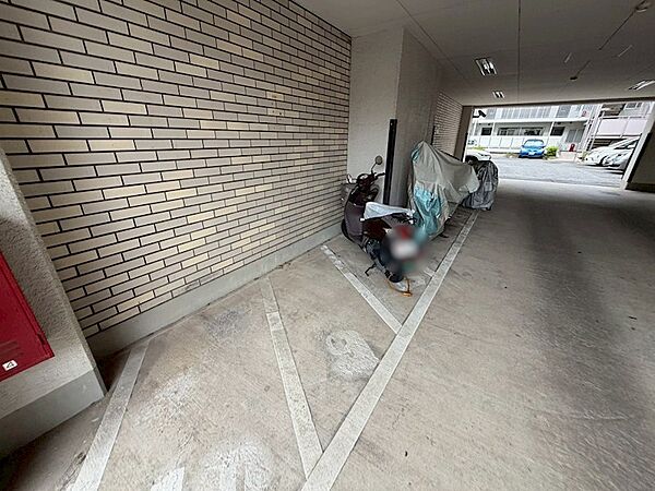 バイク置き場