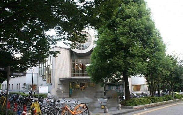 練馬区立光が丘図書館（1660m）