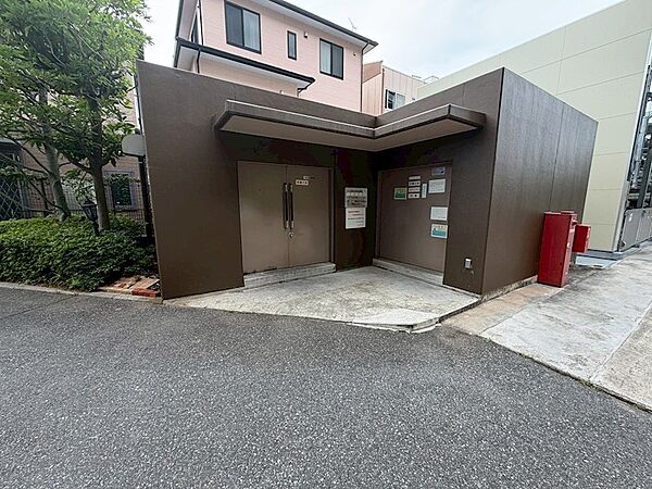 ゴミ置き場