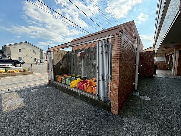 ごみ置き場
