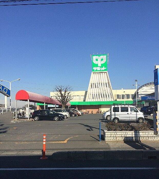 サミットストア 太田窪店（594m）