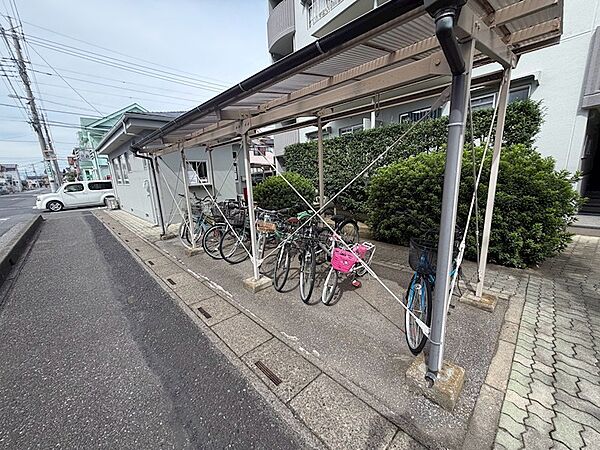駐輪場