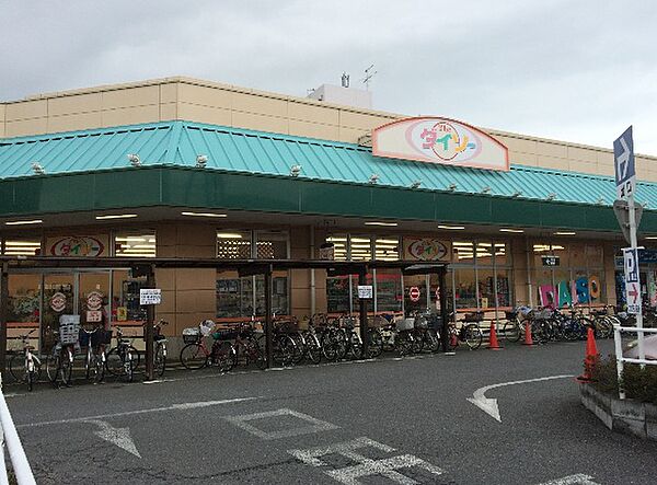 DAISO いなげや北本駅前店（919m）