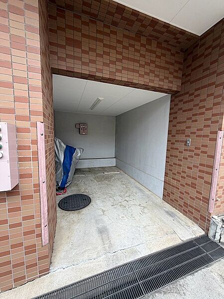 バイク置き場