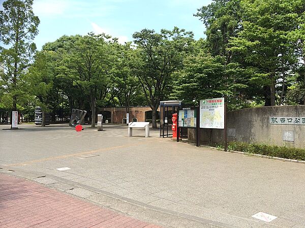 駅西口公園（3472m）