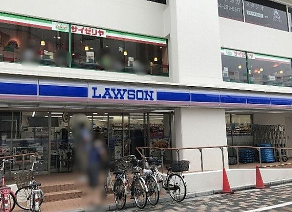 ローソン 蕨駅東口店（1549m）
