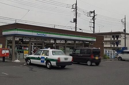 ファミリーマート 川越伊勢原店(1266m)
