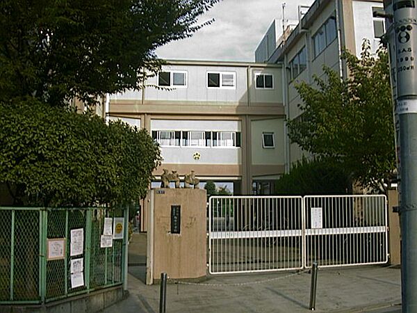 小学校「大田区立梅田小学校まで503m」
