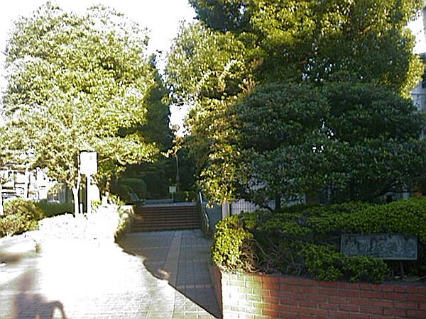公園「北前堀緑地まで658m」