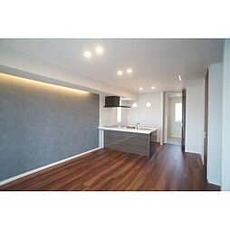 アルティスタ 301 3階2LDKのリビング/ダイニング