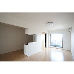 ネオ　ファミール 304 3階1LDKのリビング/ダイニング