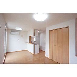 スターアリスVI 201 2階1LDKのリビング/ダイニング