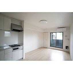 カメリアＢ 203 2階1LDKのリビング/ダイニング