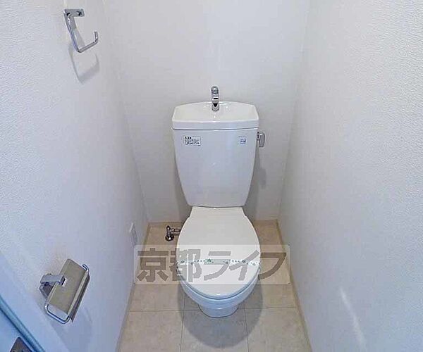 画像7:落ち着いた空間のトイレです。
