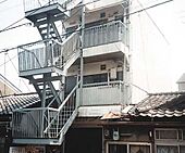 京都市中京区壬生下溝町 3階建 築46年のイメージ