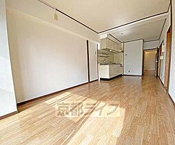 京都市営烏丸線 五条駅 徒歩5分の賃貸マンション 3階2SLDKのリビング/ダイニング