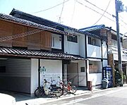 烏丸御池駅より徒歩8分 2階 築26年10ヶ月の賃貸物件