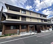 三条駅より徒歩3分 築3年6ヶ月 3階建の賃貸物件