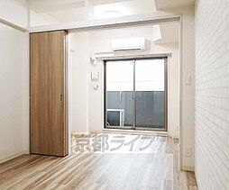 JR東海道・山陽本線 西大路駅 徒歩10分の賃貸マンション 7階1DKのリビング/ダイニング