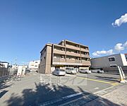 太秦天神川駅より徒歩7分 1階 築11年8ヶ月の賃貸物件