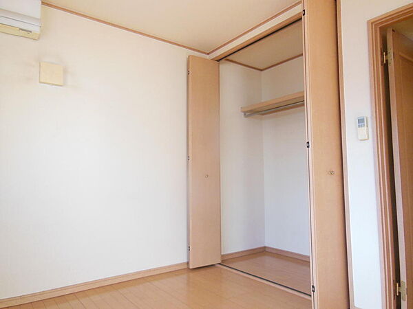 １帖のクロ―セットです。