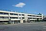 周辺：世田谷区立喜多見小学校（456m）