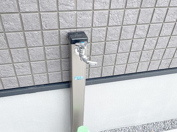外観〜outside faucet〜洗車・植木の水やり等に便利な外水栓  