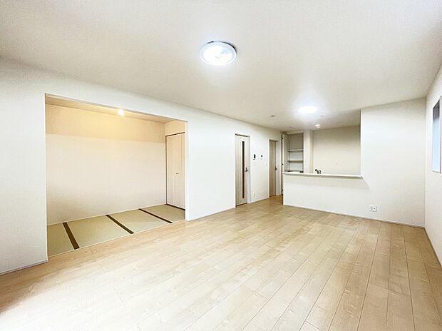 内装〜living room〜　 オープンでのびやかな空間を生み出す、こだわりの「広がり」と「ゆとり」  2号棟 