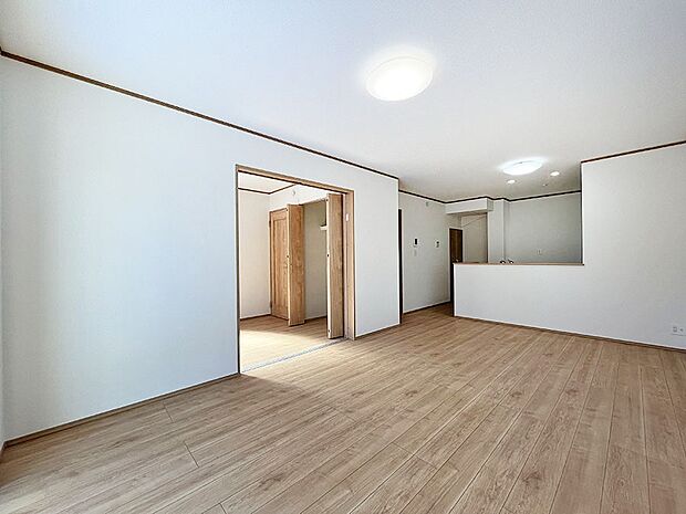 内装〜living room〜　 オープンでのびやかな空間を生み出す、こだわりの「広がり」と「ゆとり」 2号棟