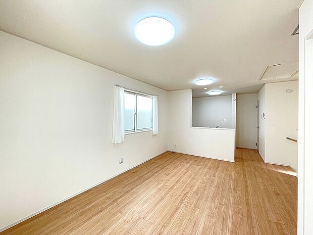 内装〜living room〜　 オープンでのびやかな空間を生み出す、こだわりの「広がり」と「ゆとり」 　3号棟